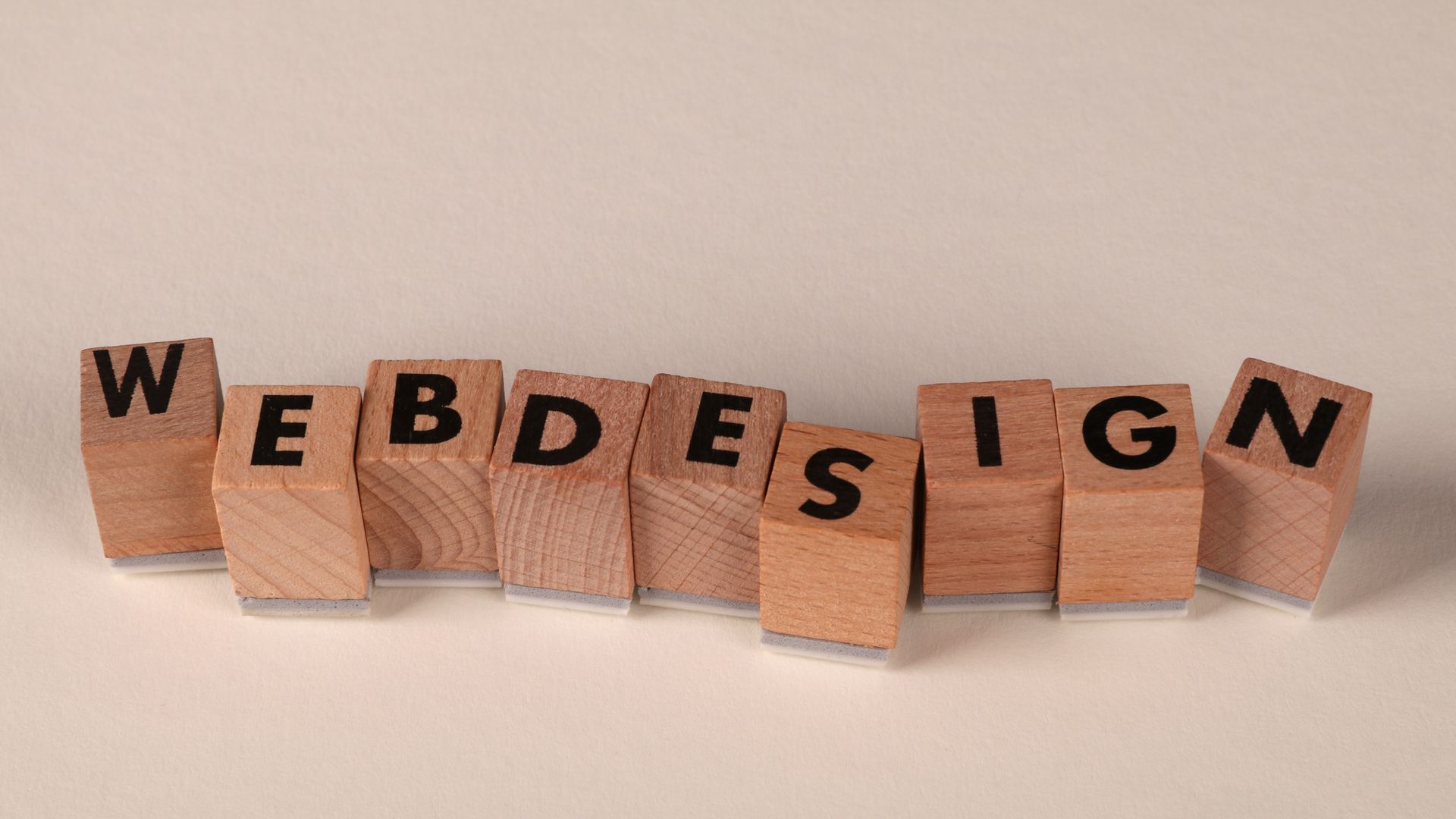 7 Signs Your Website Needs a Redesign - GoWebsited